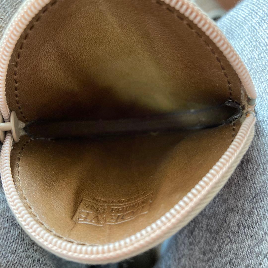 ロエベのケース