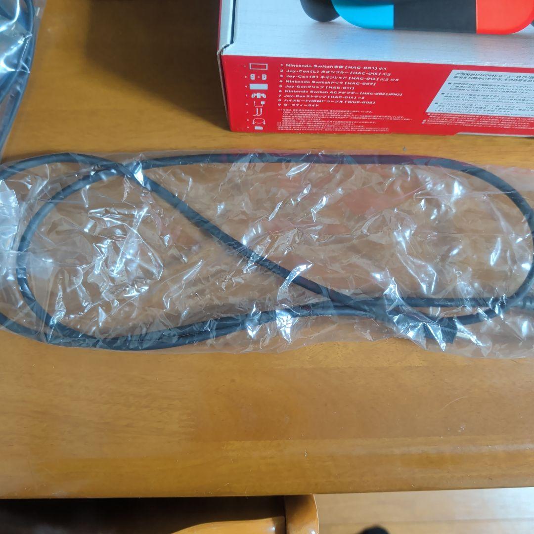 NintendoSwitch本体ネオンブルーレッド+32GBカード【動作確認済】