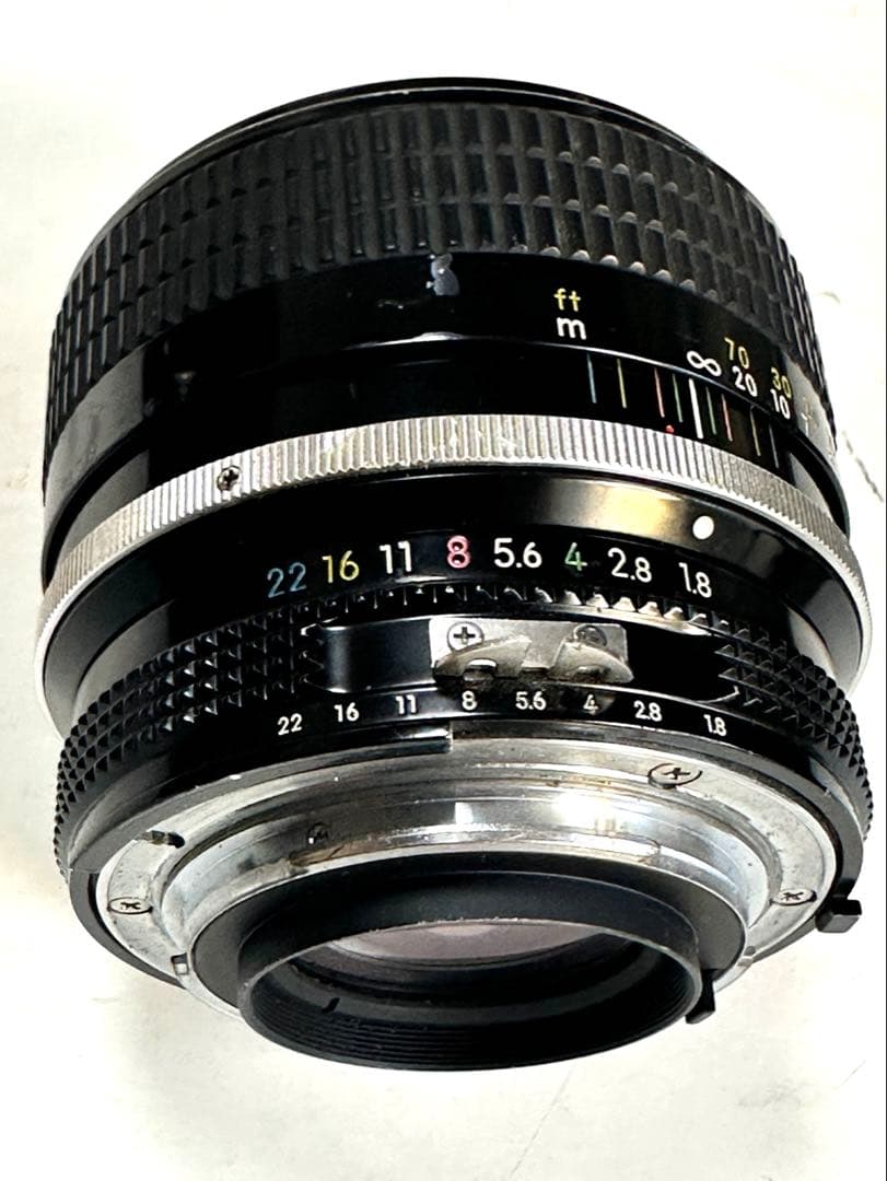 NIKKOR 85mm F1.8 Ai 改　ニコン オールドレンズ　【訳あり】