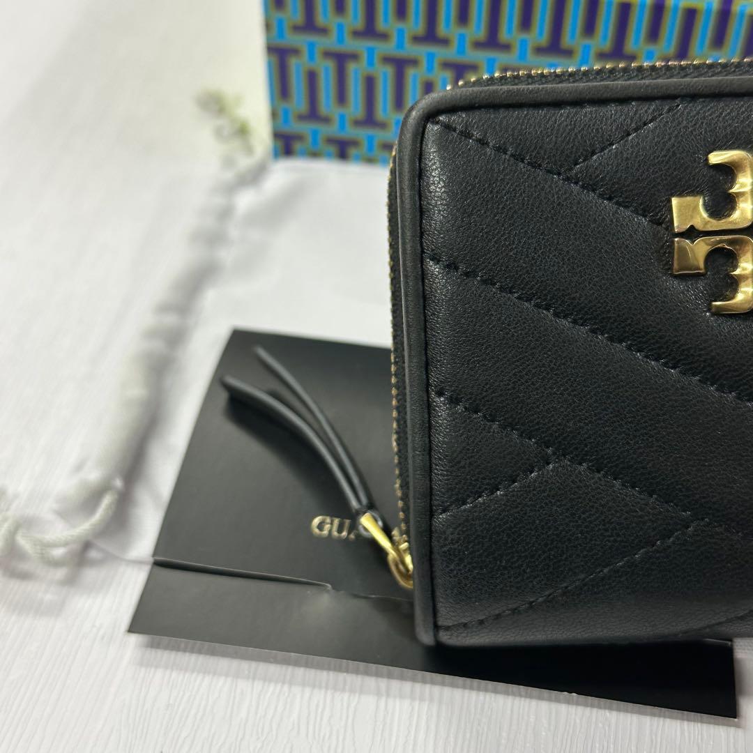 新品同様‼️ 現行　トリーバーチ　財布　二つ折り　折り財布　キルティング