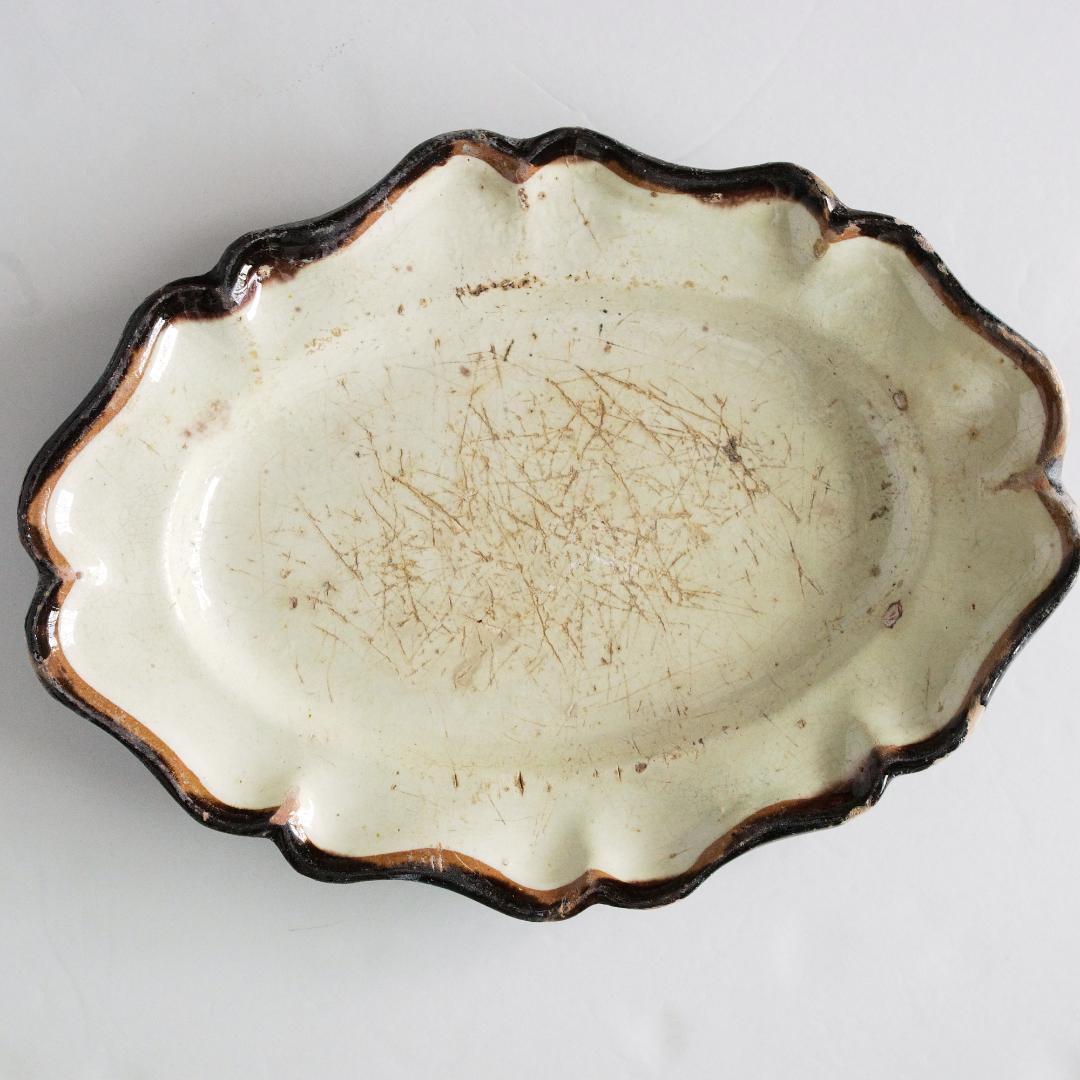 南仏陶器 キュノワールのようなオーバル皿