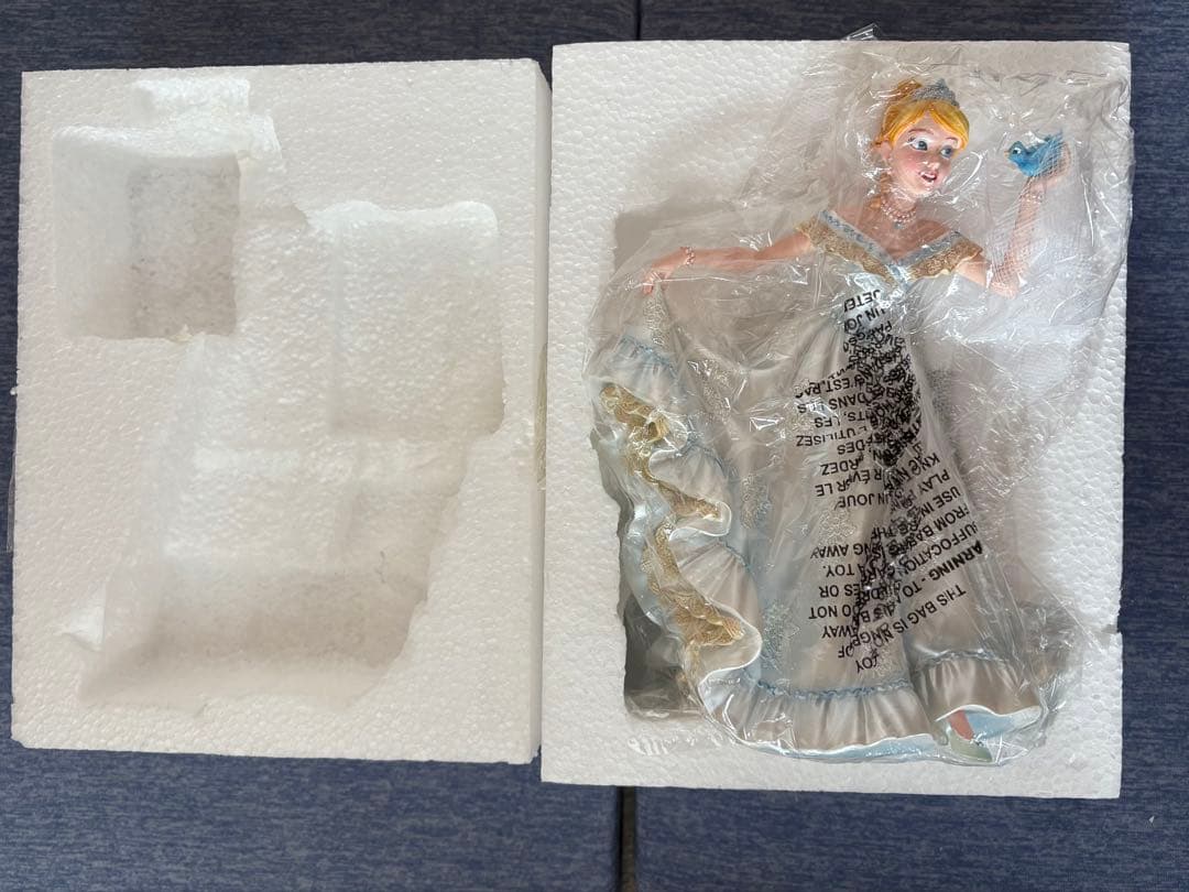 【希少】ディズニー エネスコ シンデレラ ウェディング クチュール デ フォース