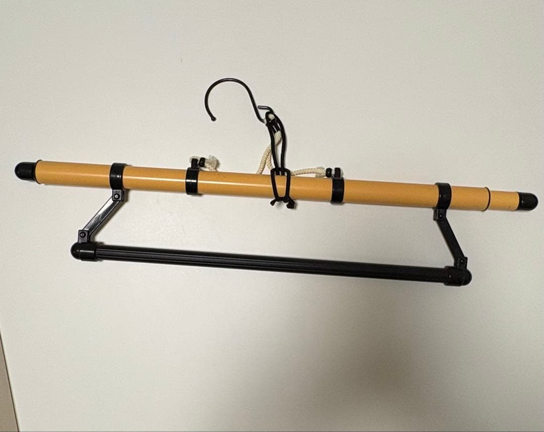 振り袖2着＋フルセット（訳あり長襦袢）おまけで小振袖1着、着物用ハンガー