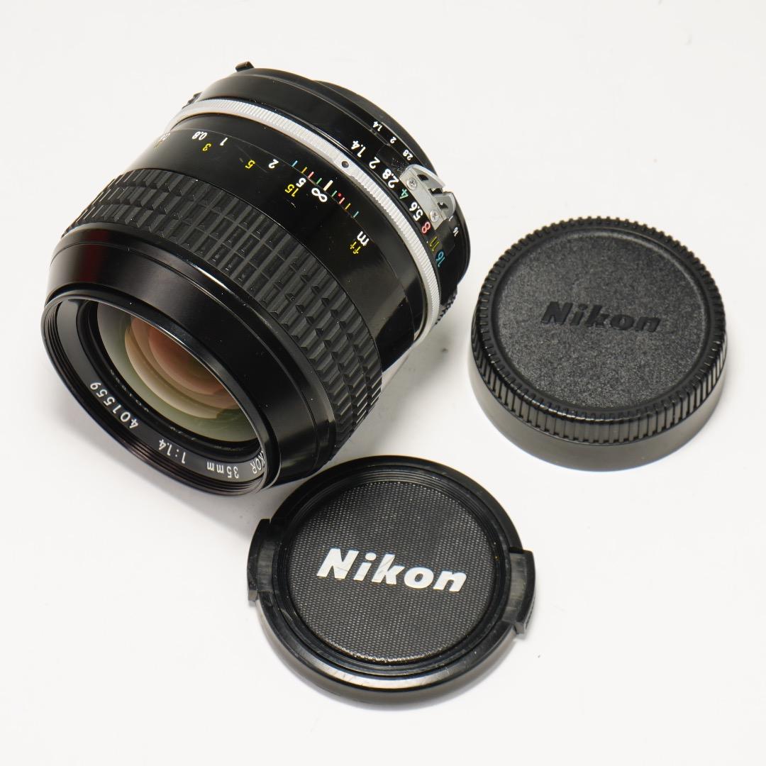 【美品】動作◎ ニコン　Ai Nikkor 35mm F1.4 559