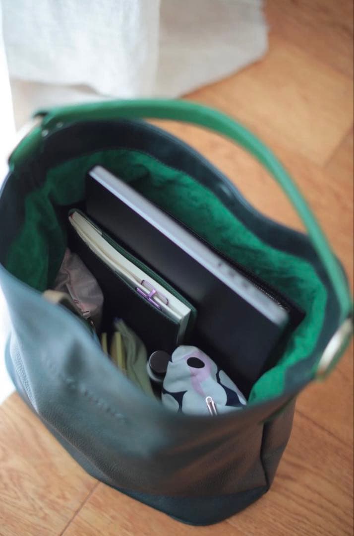 新品未使用 HINC NUNC レザー トートバッグ