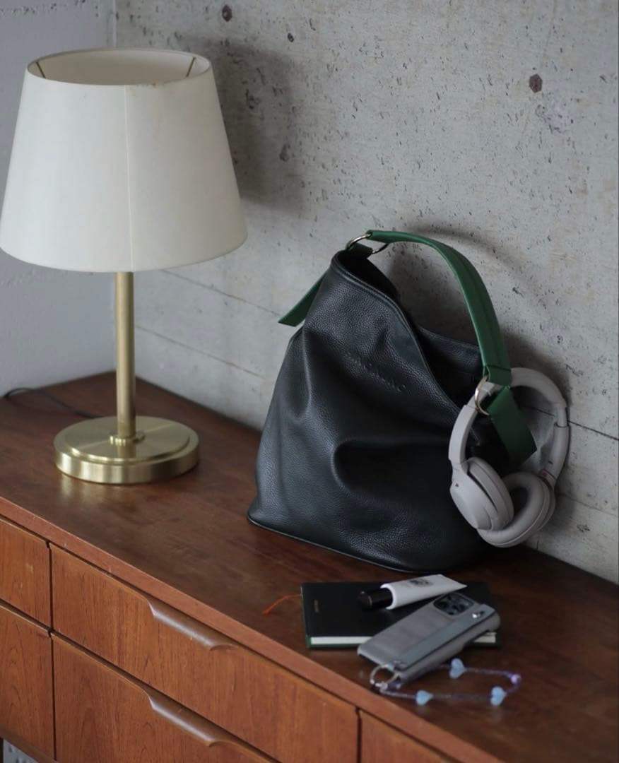 新品未使用 HINC NUNC レザー トートバッグ