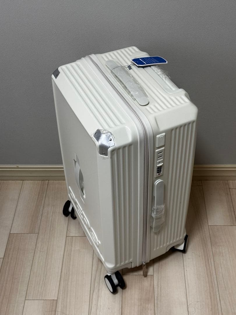 PEPSIコラボ 白キャリーケース（カップホルダー付）