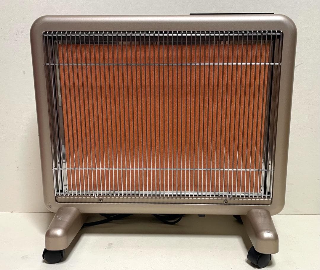 サンルミエ・クラセラ7 遠赤外線暖房器 N700L-GR パネルヒーター①