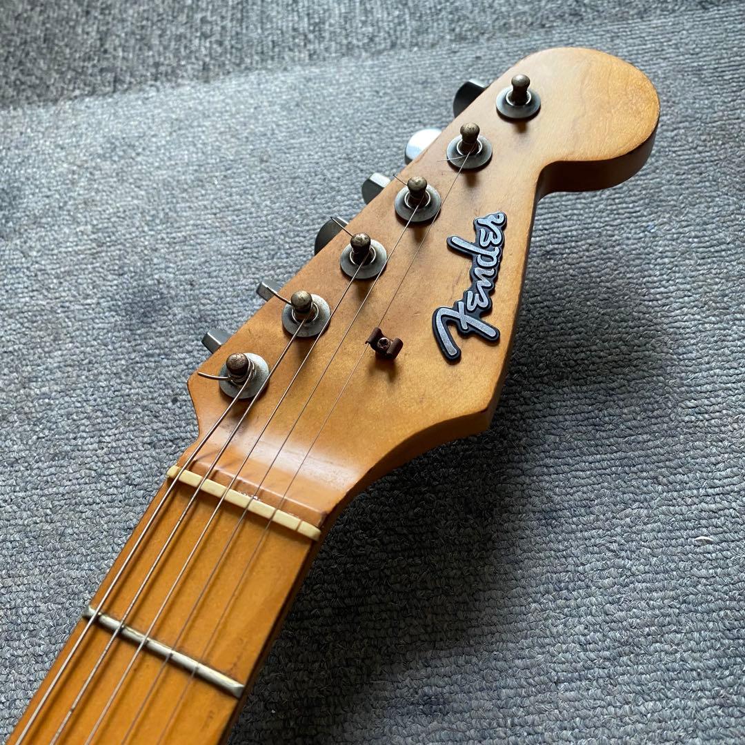 ブラック ストラトキャスター 社ロゴ付きノーブランド ブラッキー ビンテージ