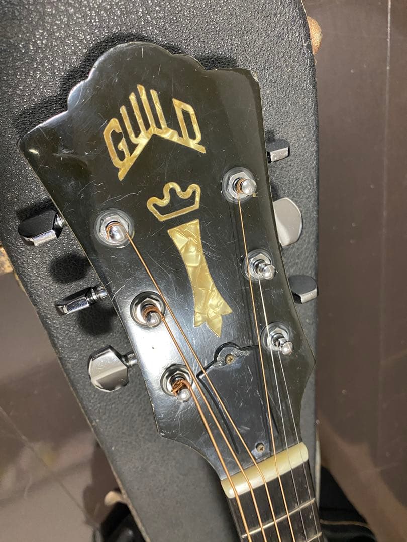 アコースティックギター　guild