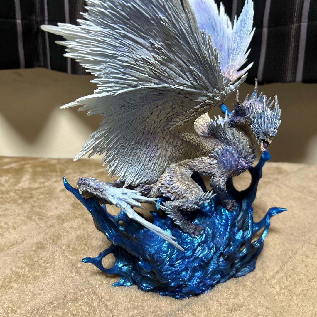 ジャンク クリエイターズモデル 冰龍 イヴェルカーナ モンスターハンター