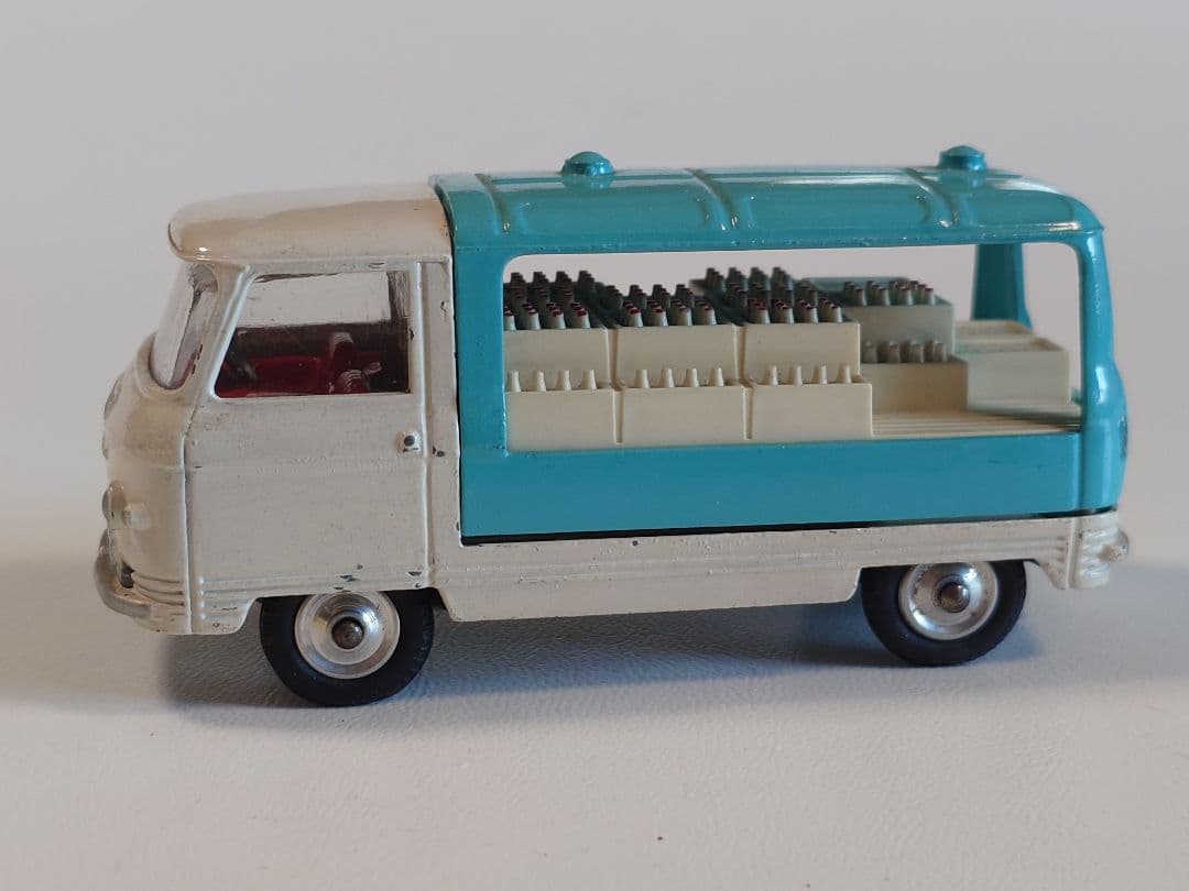 ミニカー CORGI TOYS COMMER 3/4TON CHASSIS