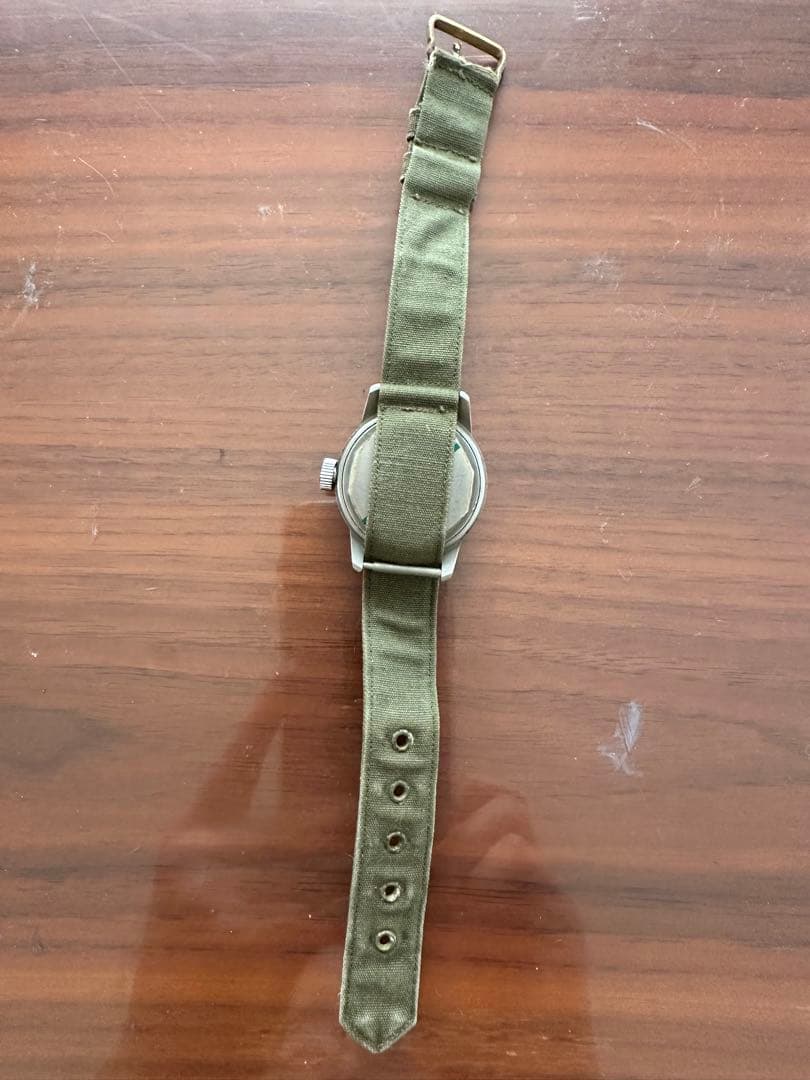 ELGIN 手巻きアナログ腕時計 カーキ