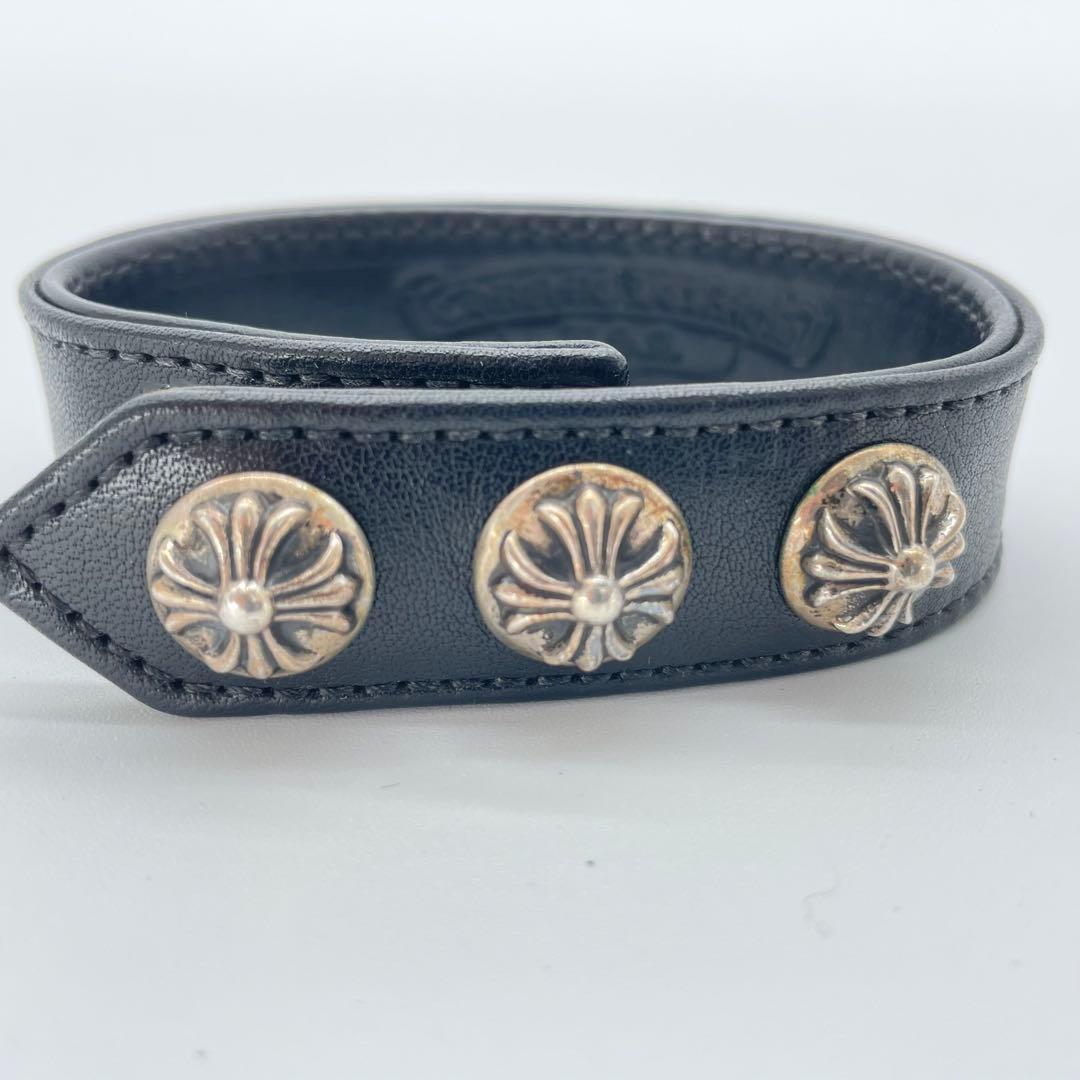 Chrome Hearts　レザーブレスレットクロス 3ボタン 2スナップ