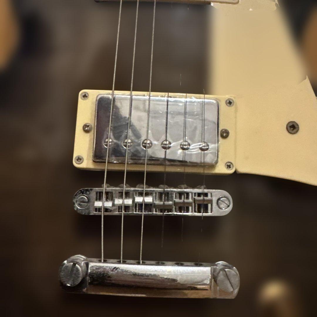 【新品未使用】ギター　スタンド付き