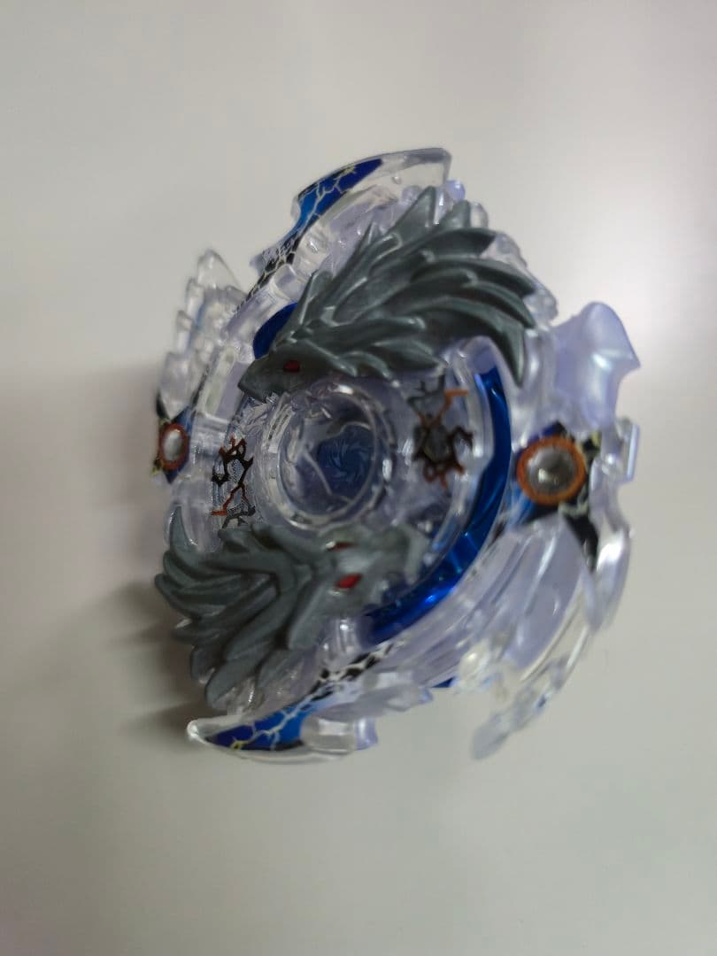 【超美品、新品未使用】 ベイブレードバースト ロス トロンギヌス 黒龍セット