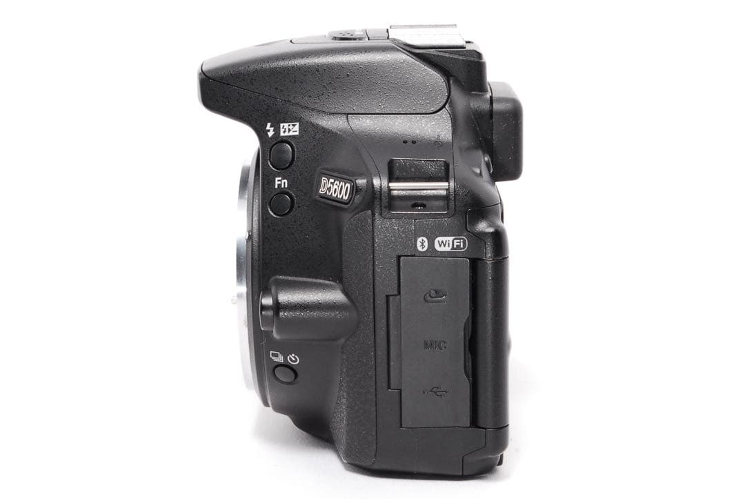 ❤️WiFi搭載❤️Nikon D5600❤️元箱付き❤️一眼レフカメラ❤️手ぶれ補正搭載