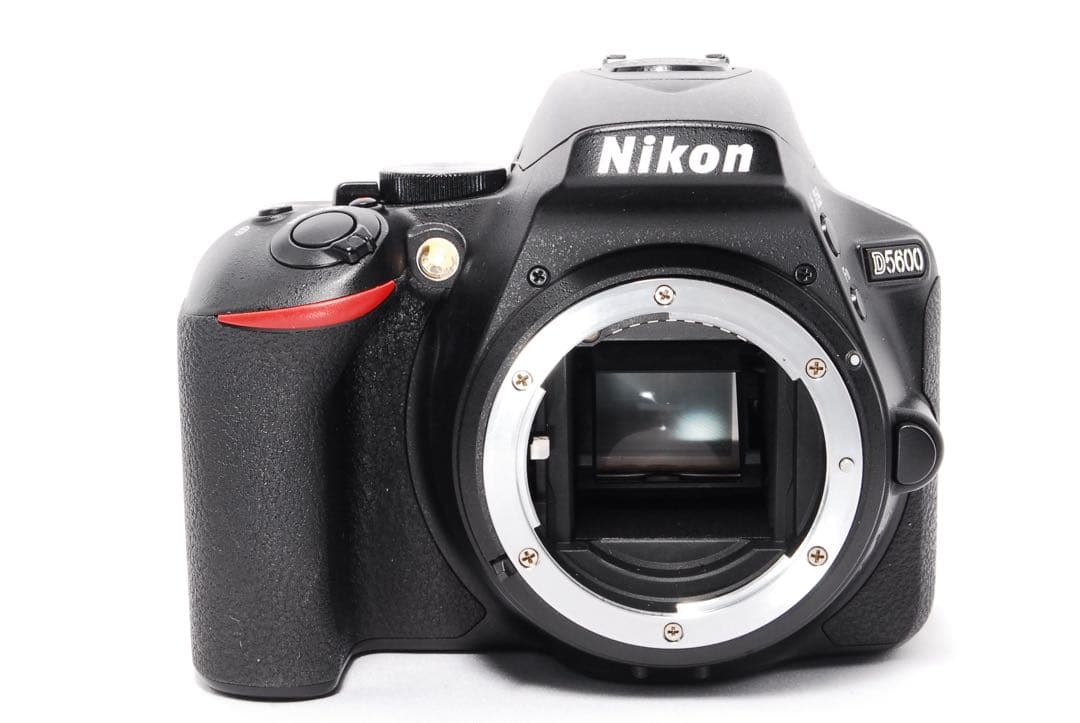 ❤️WiFi搭載❤️Nikon D5600❤️元箱付き❤️一眼レフカメラ❤️手ぶれ補正搭載