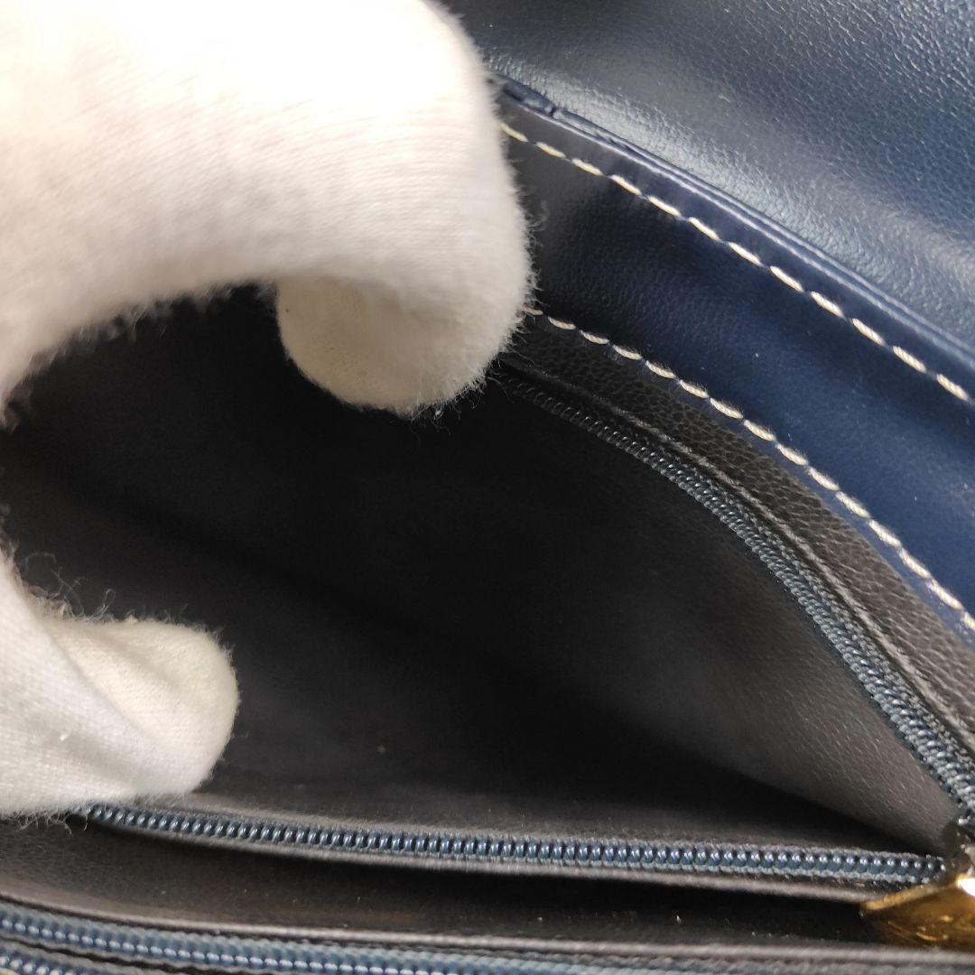 本日限定価格　イブサンローラン Yカット 型抜き ショルダーバッグ 肩掛け