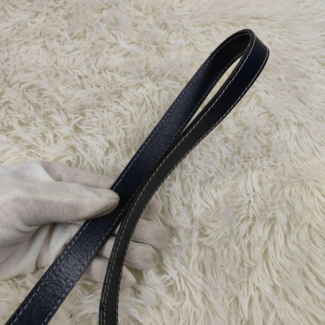 本日限定価格　イブサンローラン Yカット 型抜き ショルダーバッグ 肩掛け