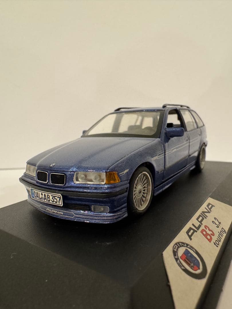 JM-model BMW アルピナ B3 3.2 ドイツ職人によるカスタム