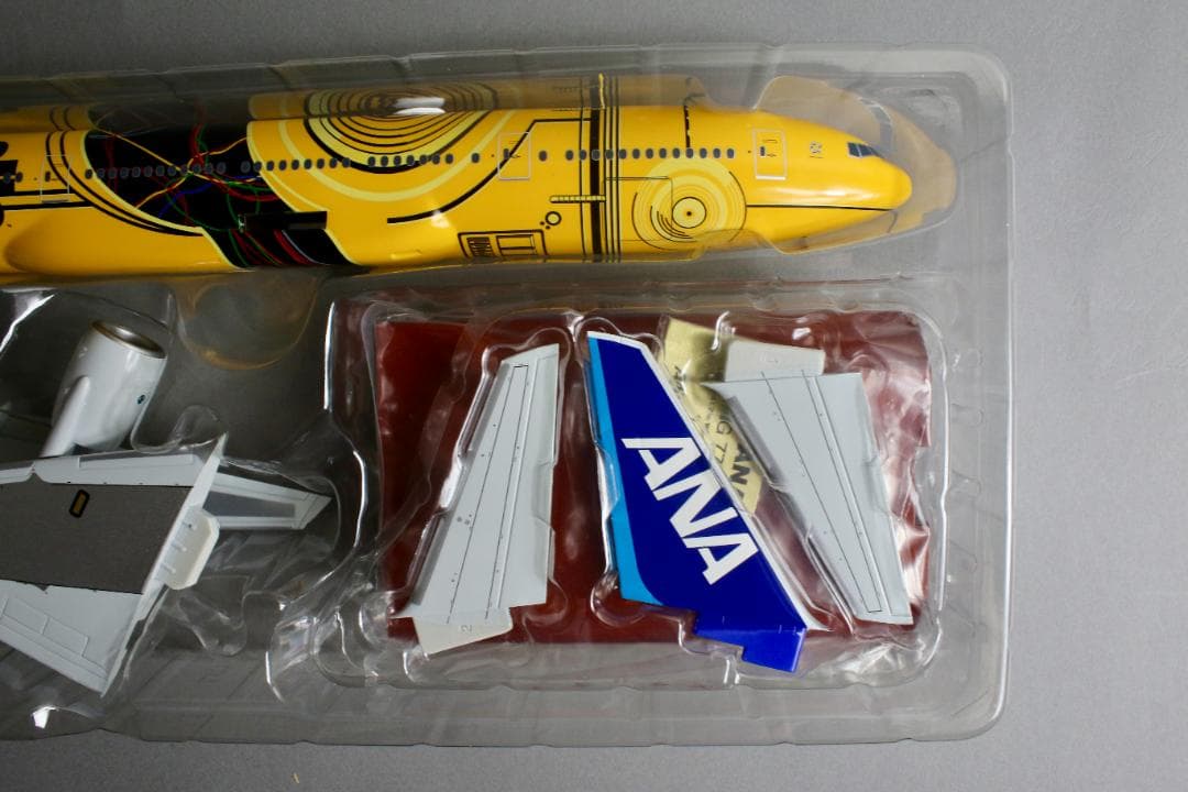 レア C-3PO ANA JET B777-200ER JA743A 1/200