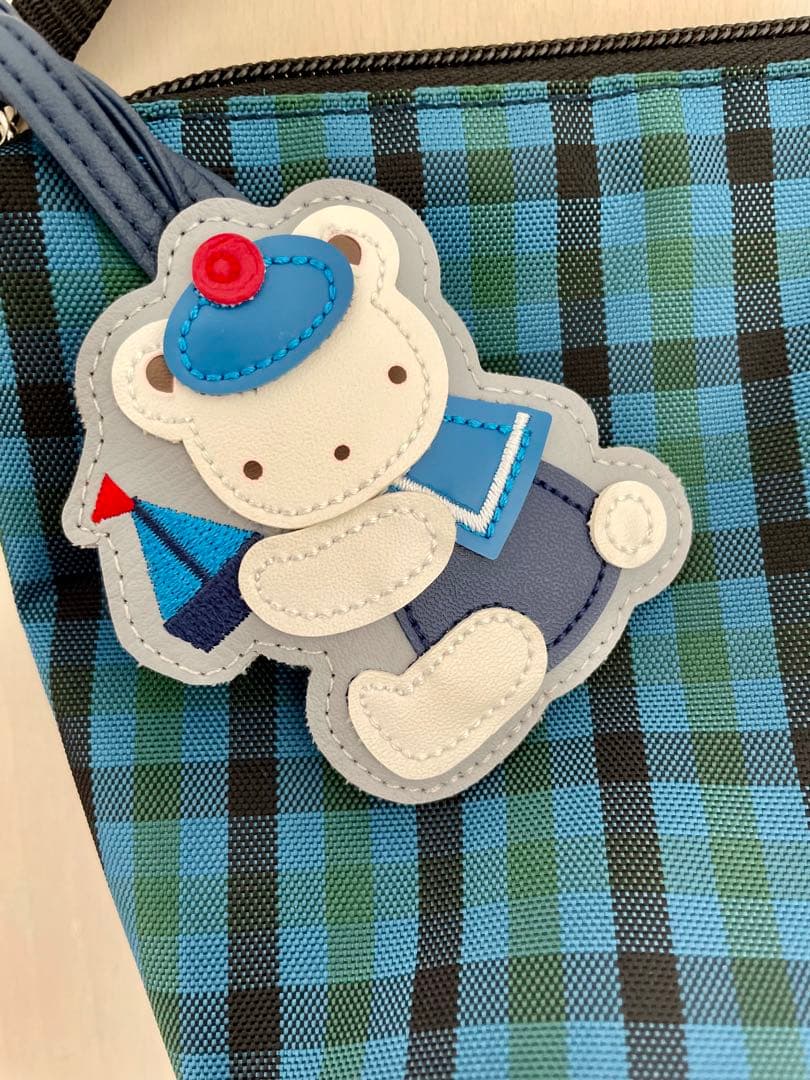 ファミリア 舟形ポシェット familiar 美品