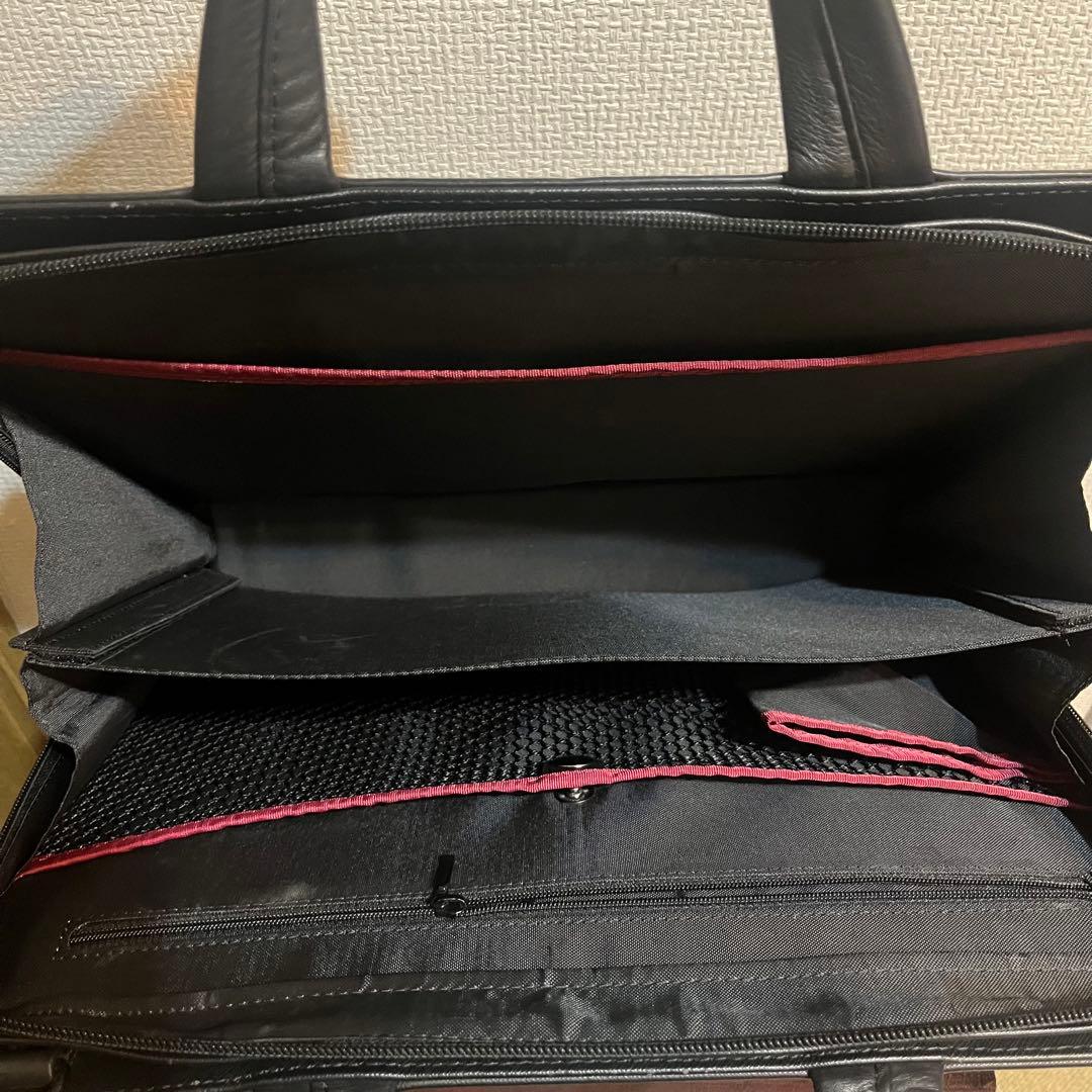 美品 TAKEO KIKUCHI タケオキクチ ビジネスバッグ 黒 皮革