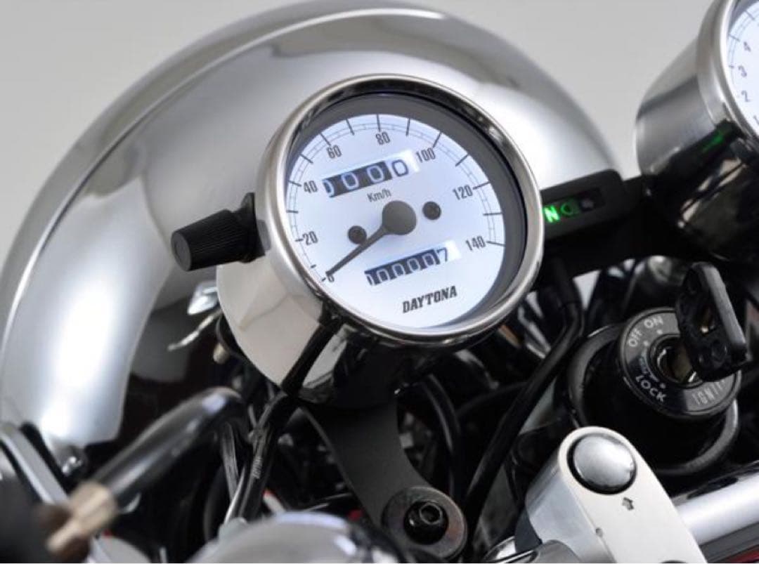 【新品】デイトナ 機械式スピードメーター φ60 ホワイトパネル 15635
