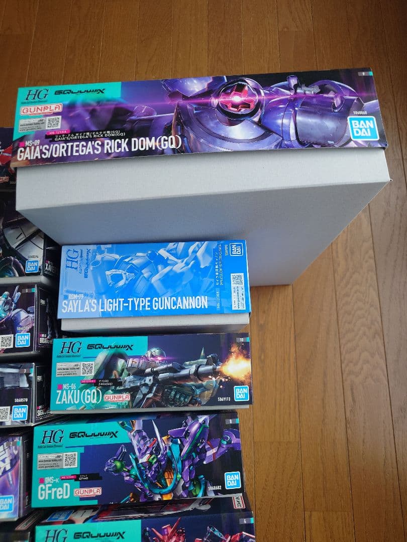 ガンプラ 11種 デカール2種 セイラ専用 軽キャノン ザク GQ他