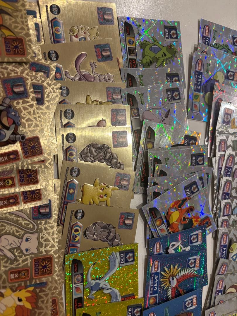 y*i様 ポケットモンスター　最強　シール列伝　キラ300枚以上
