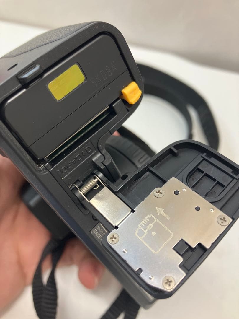 Nikon 1 V2 ブラック デジタル一眼レフ レンズ無し 【A253】