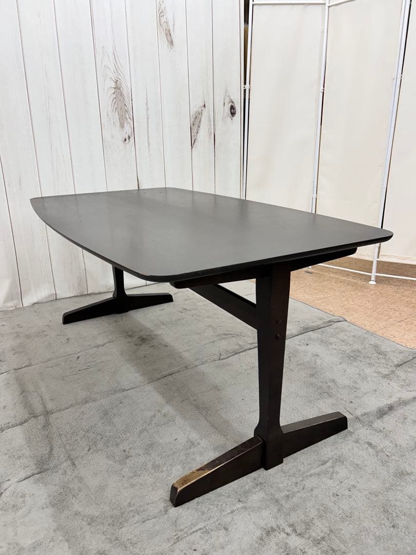 ニトリ　ダイニングテーブル150