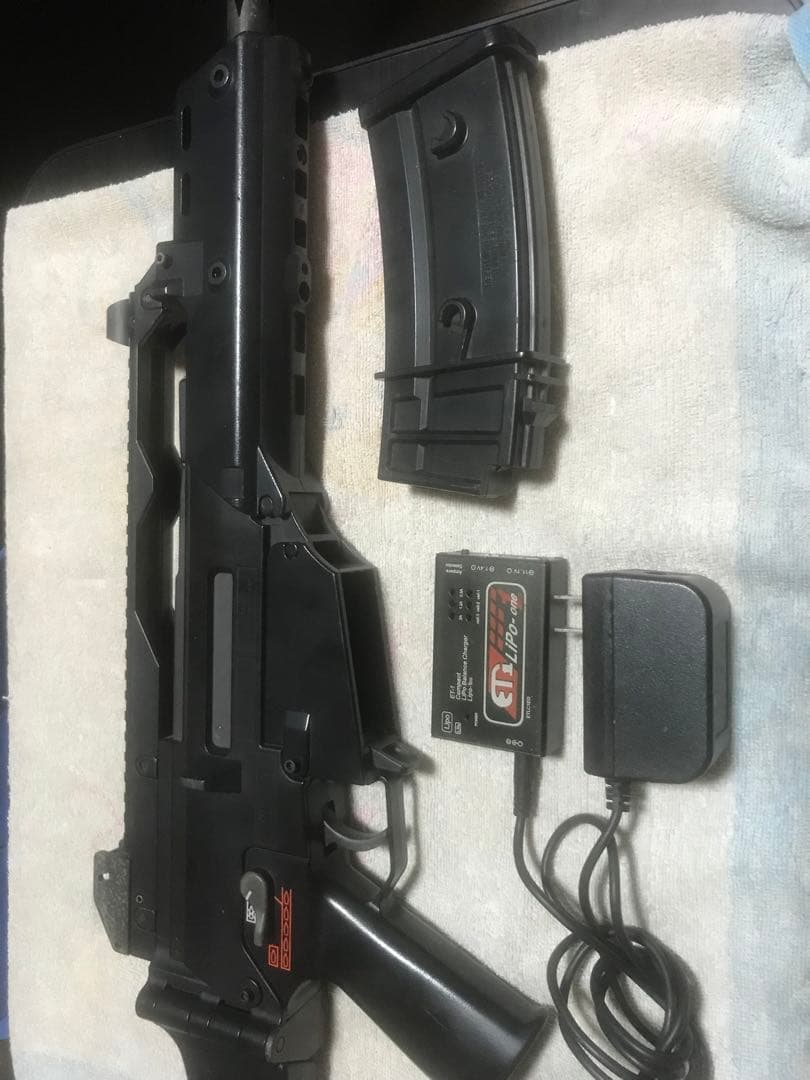 東京マルイ　スタンダード電動ガン G36C バッテリー充電器付
