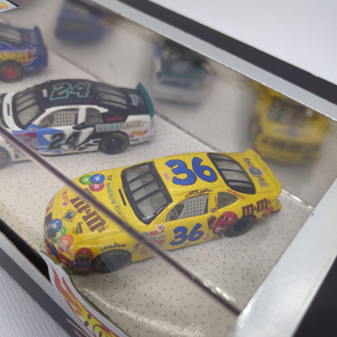 ホットウィール　NASCAR ハードケース　ヘンドリック