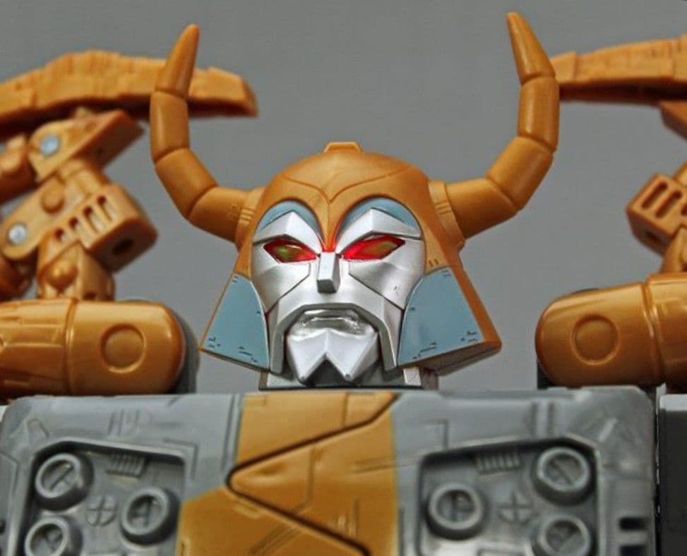 未開封● 限定 ユニクロン トランスフォーマー　プラチナムエディション　未発売