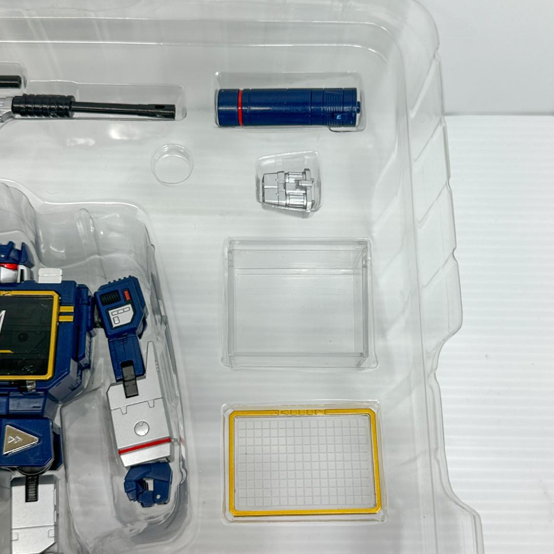 トランスフォーマー サウンドウェーブ MP-13 マスターピース