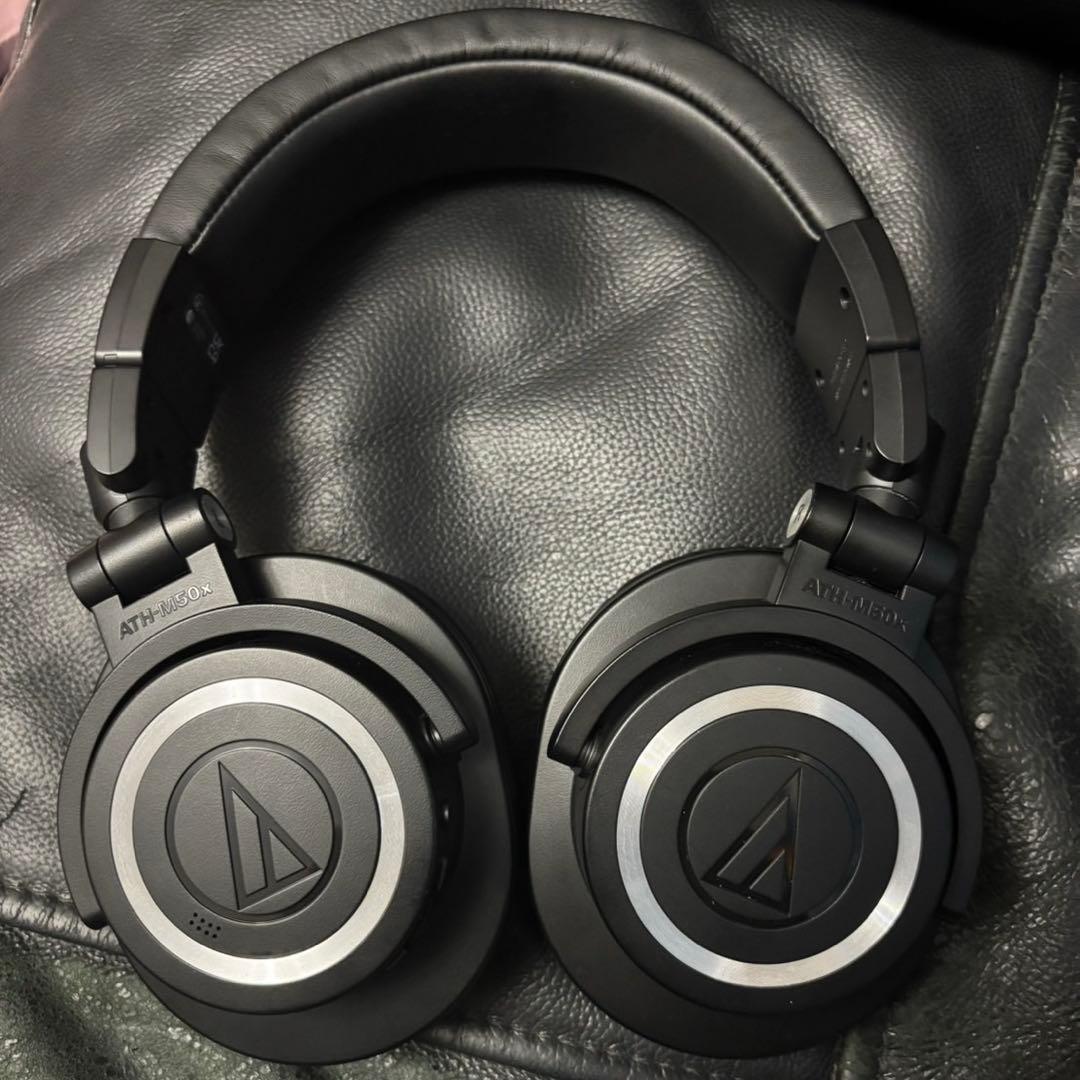 audio technica ワイヤレスヘッドホン　ATH-M50x