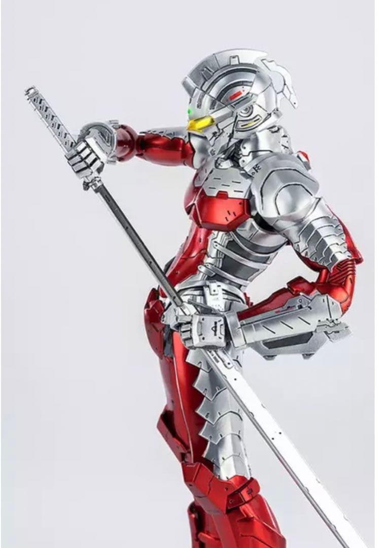 ThreeZero 、ULTRAMAN 、SUIT Ver7 、武器セット