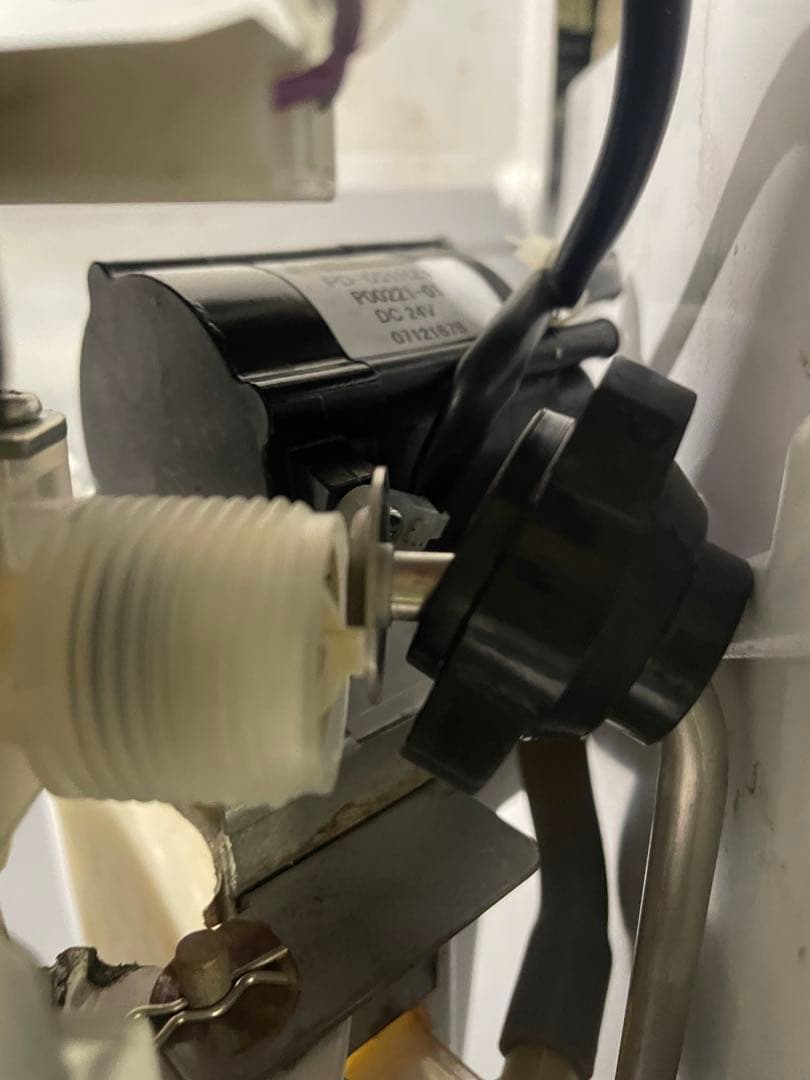 ジャンク品ホシザキIM-25M 製氷機