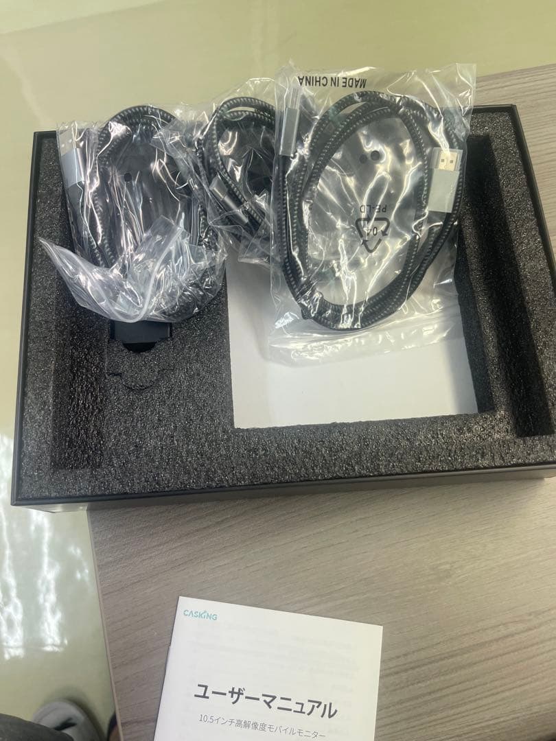 CASKING モバイルモニター 10.5インチ　新品同様