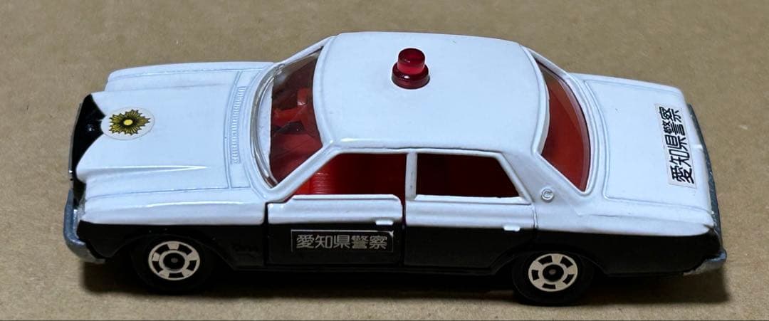 日本製 トミカ トヨタ センチュリー パトロールカー仕様