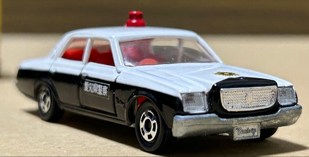 日本製 トミカ トヨタ センチュリー パトロールカー仕様