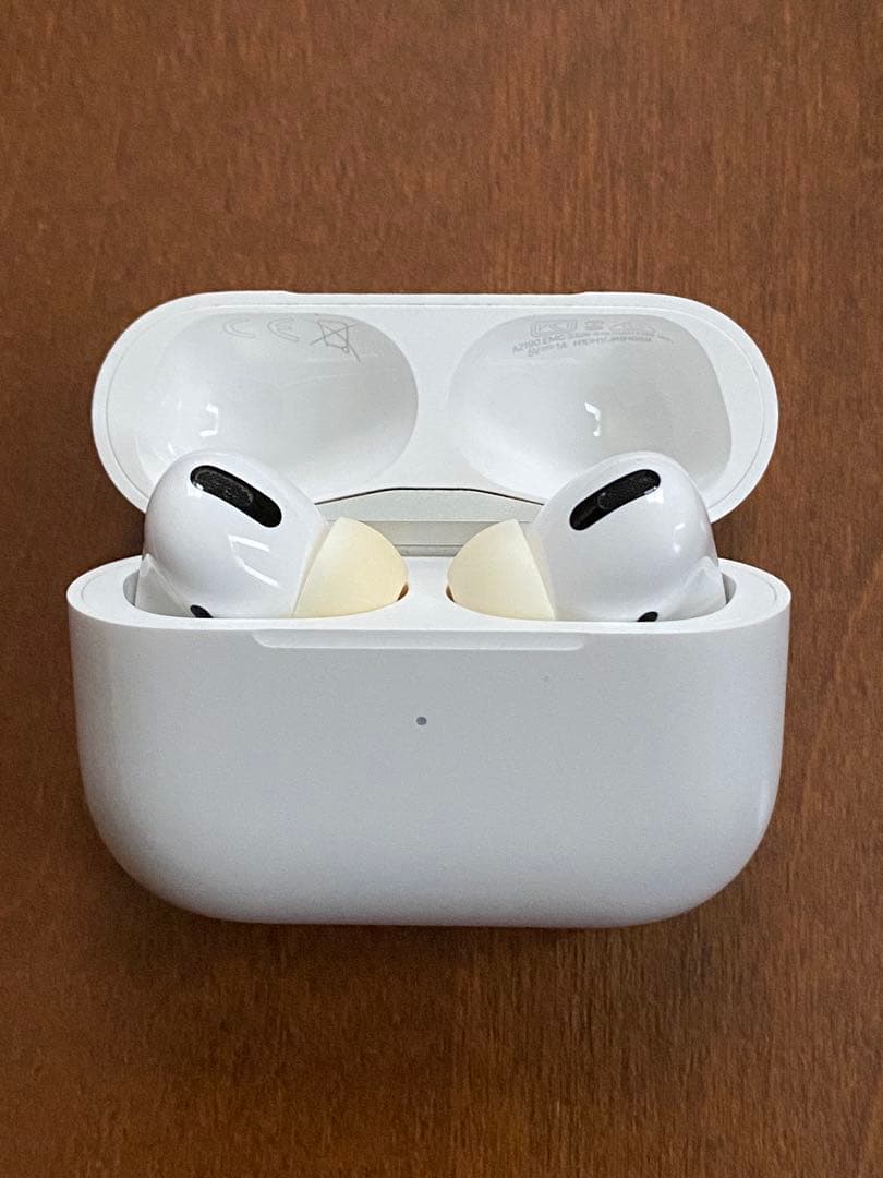 AirPods Pro 箱付 付属品完備 ケーブル・イヤーチップ新品 ケース付