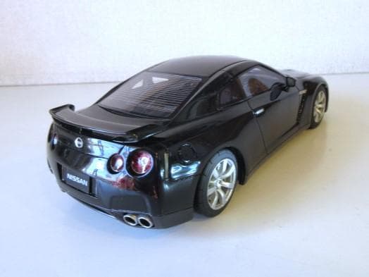 Blue Impulseさん専用 日産自動車特注 1/24 ニッサン GT-R