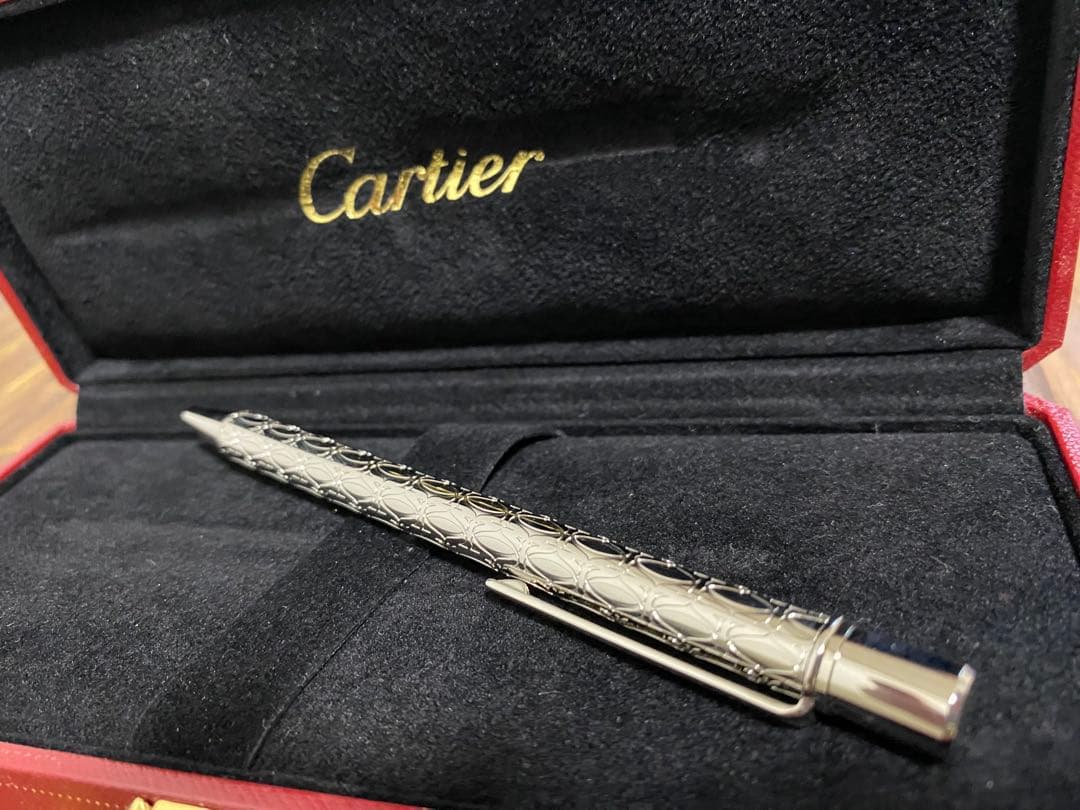 未使用 Cartier カルティエ　ボールペン シルバー ケース付き　インク黒