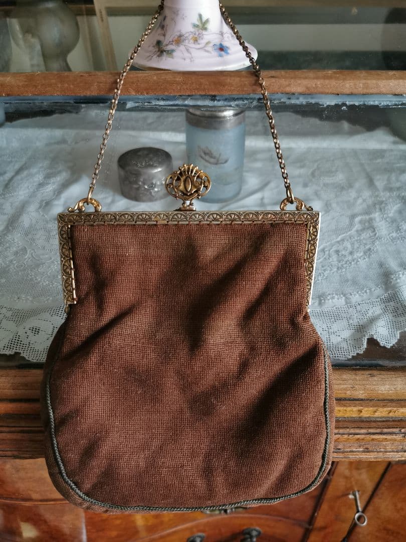 アンティークプチポワン ニードルポイント ビジュー装飾花彫金細工 オモニエール