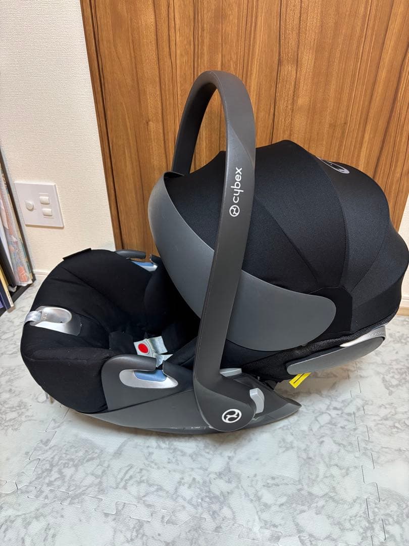 Cybex Cloud Z i-Size サイベックス　チャイルドシート