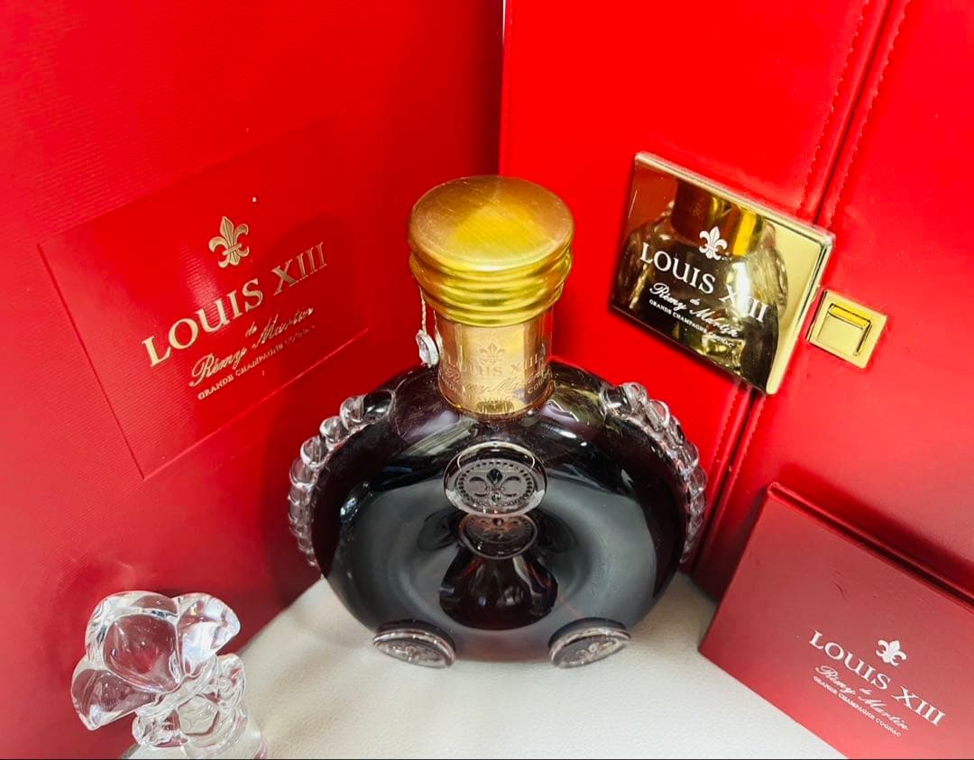 レミーマルタン ルイ13世　バカラ　冊子・替栓・観音開き化粧箱・外箱！未開封