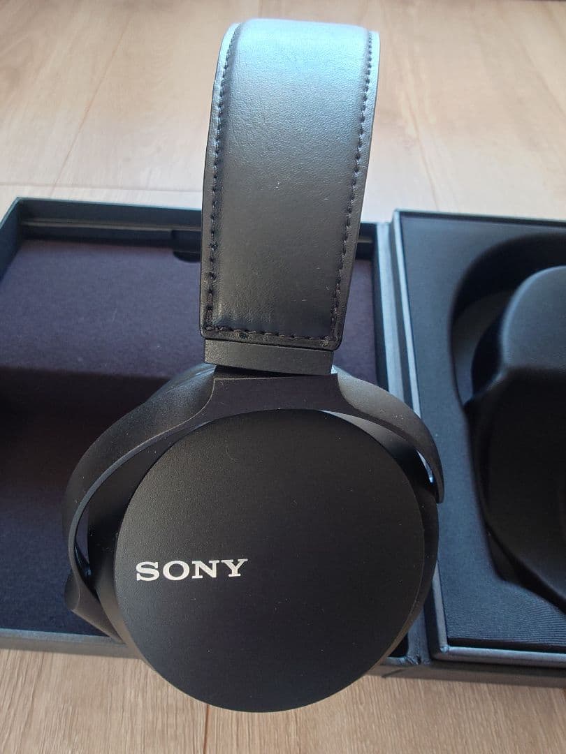 ヘッドホン SONY MDR-Z7M2